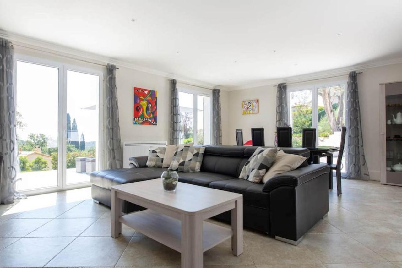 Cote D'Azur, Villa New Gold Dream With Heated And Privat Pool, Sea View Le Rouret Exterior photo